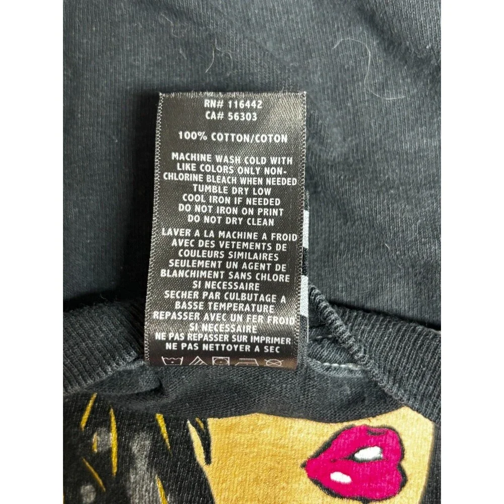 Broken Promises Black Graphic Tee Adult Size M EUC Anime Devil